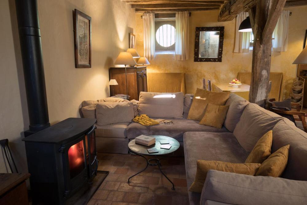 Domaine Du Ris De Feu Chambres D'Hotes De Charme Chalais  ภายนอก รูปภาพ